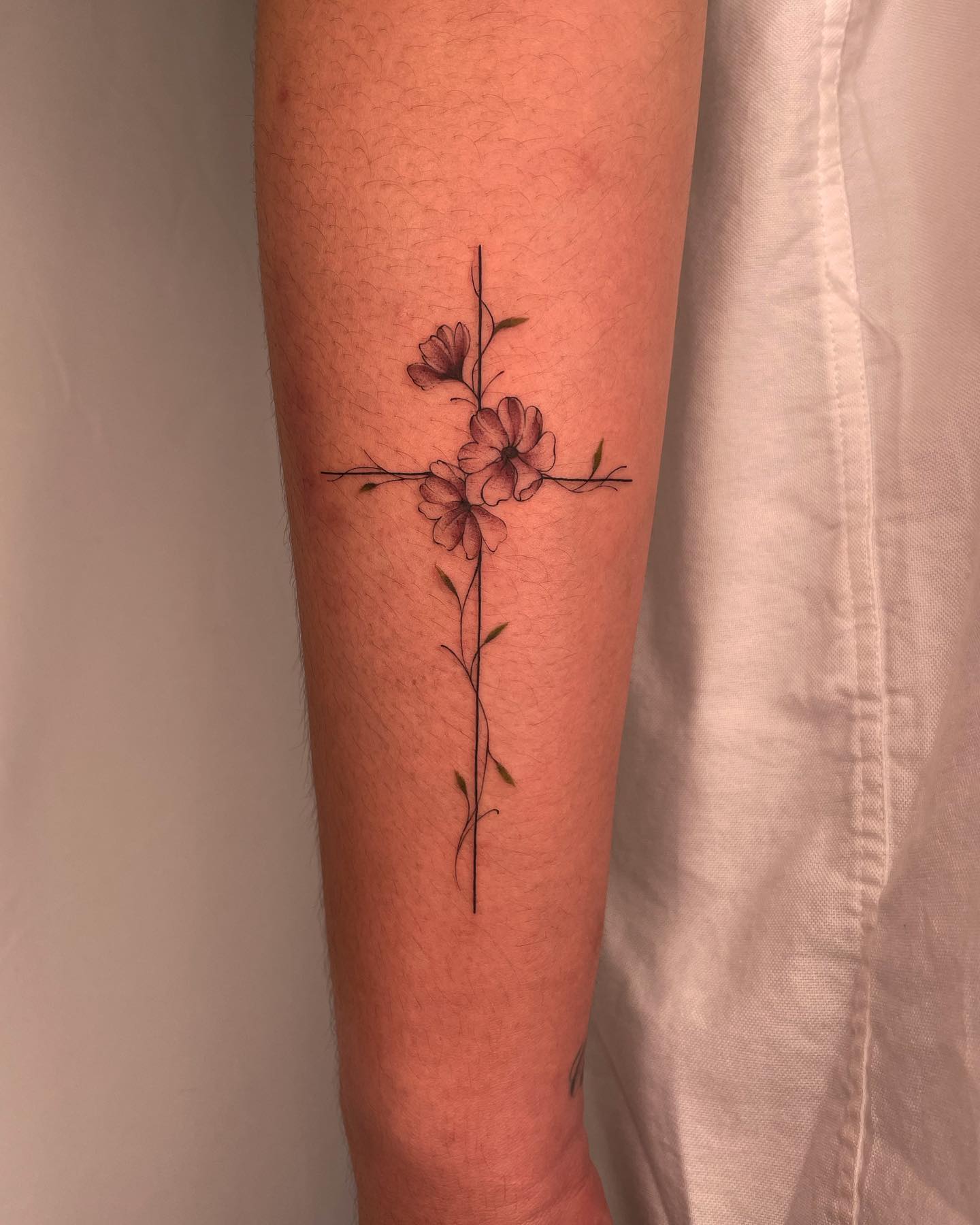 11 Feminine Cross With Flowers Tattoo Ideas That Will Blow Your Mind