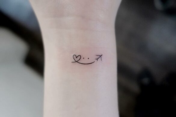 11 Wrist Heart Tattoo Ideas That Will Blow Your Mind