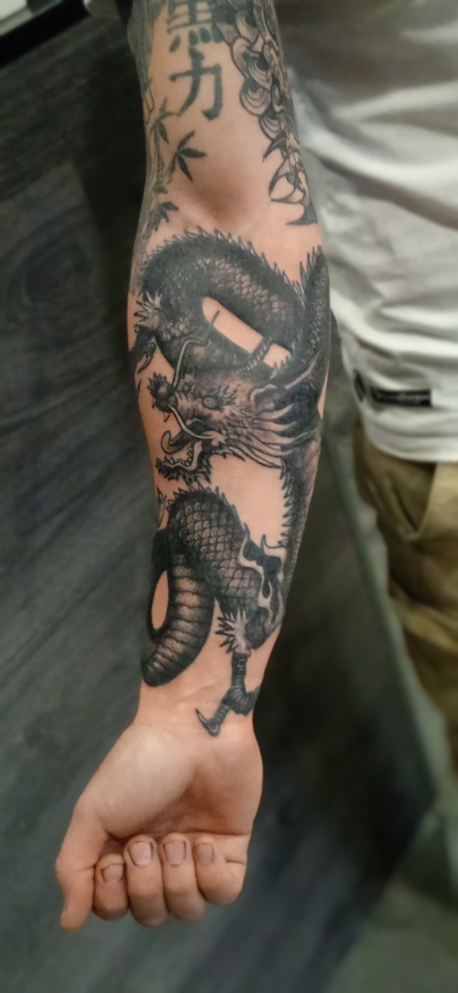 20 Powerful Dragon Tattoo For Men In 2020 The Trend Spotter