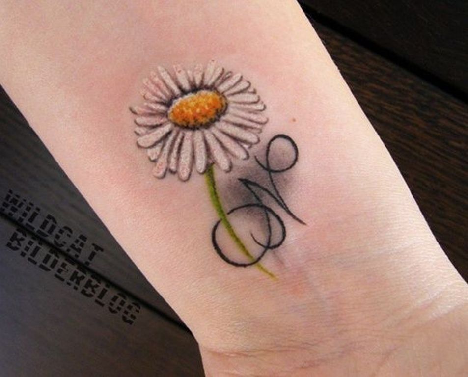 23 Daisy Flowers Wrist Tattoos