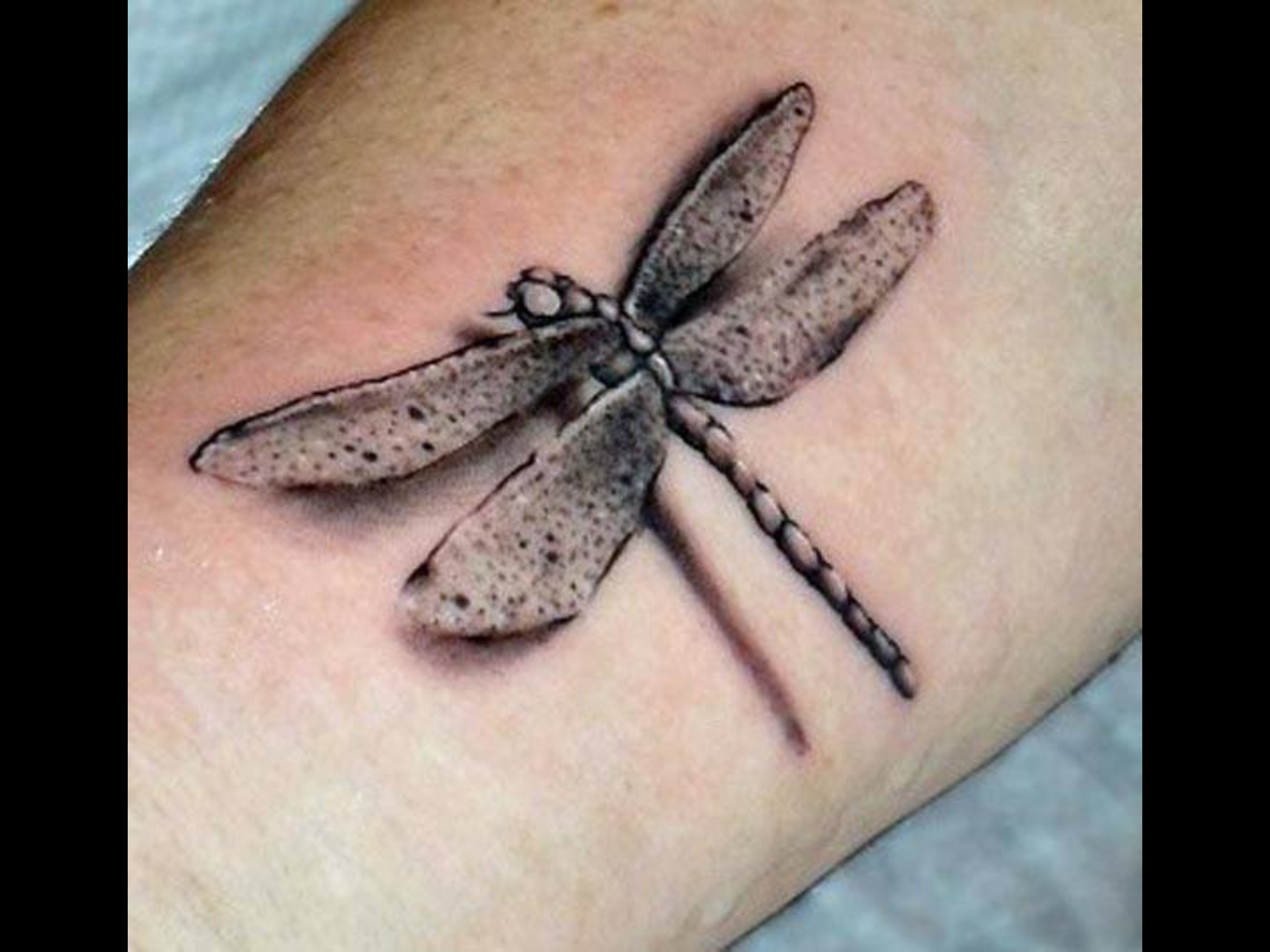 24 Exquisite Dragonfly Tattoo Ideas For Men Women In 2023