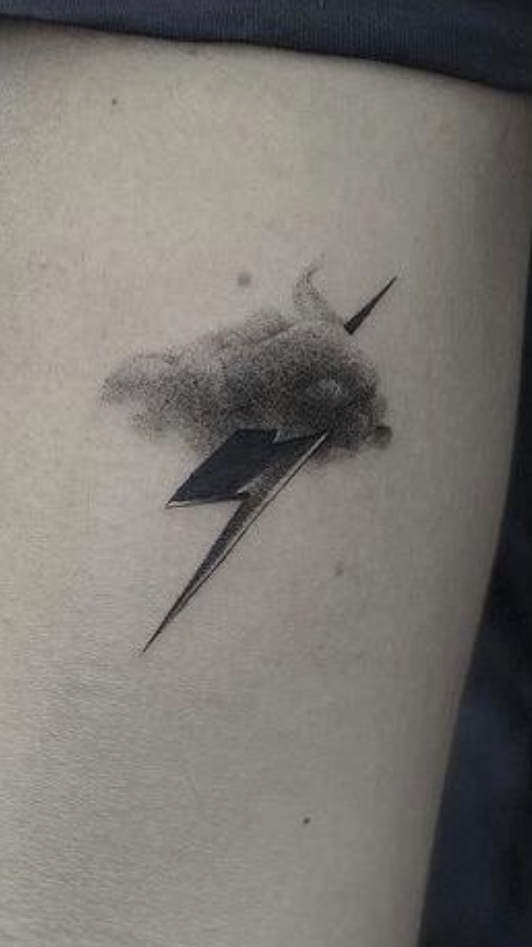 27 Concepts Of Lightning Bolt Tattoos Artofit