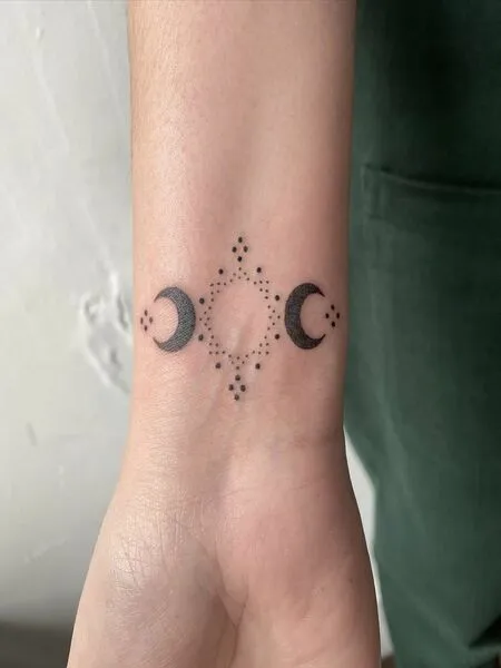 30 Best Moon Tattoos Ideas And Meanings