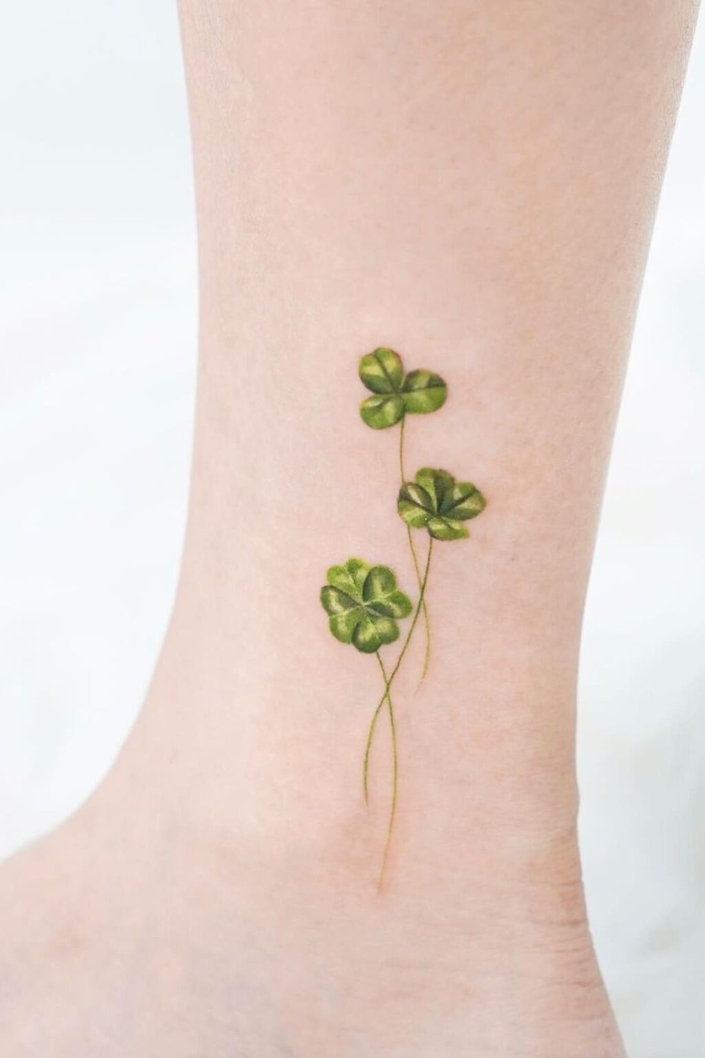 30 Four Leaf Clover Tattoos Design Ideas To Make You More Lucky