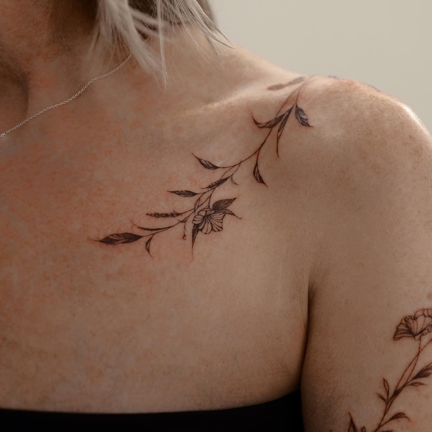 30 Simple Flower Vine Tattoos For Understated Beauty Body Artifact