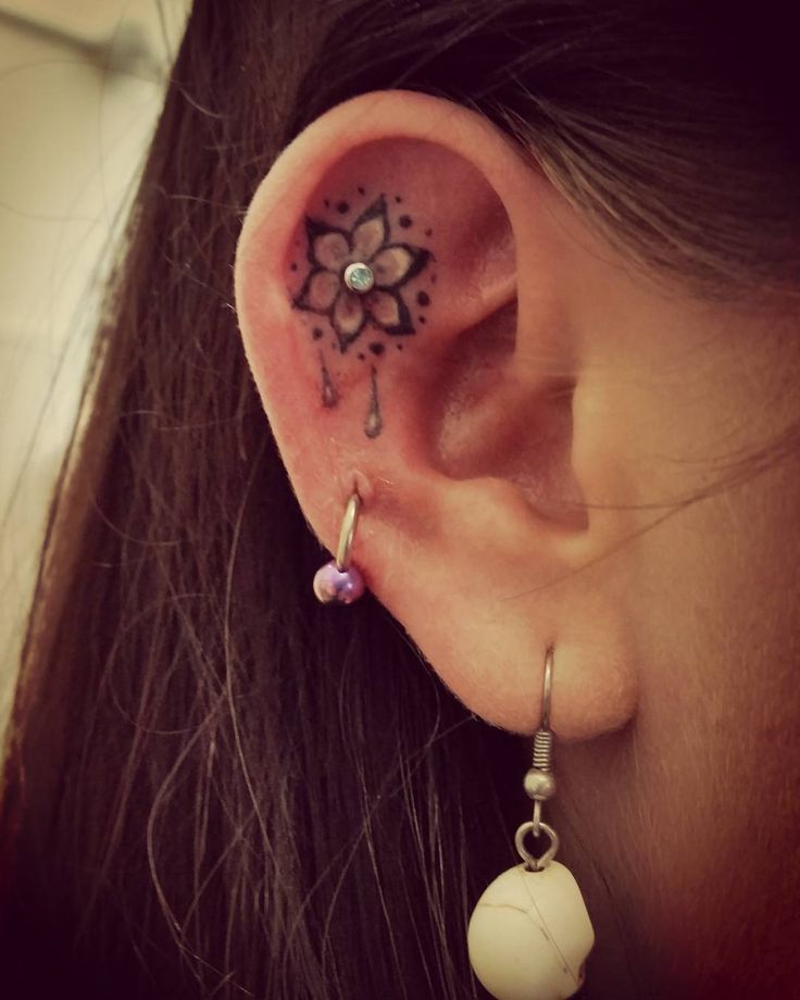 30 Unique Behind The Ear Tattoo Ideas For Women