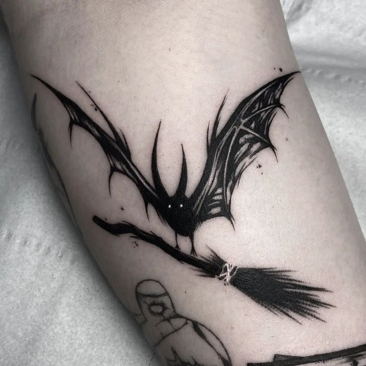 33 Bold Bat Tattoo Ideas For Men Women In 2023