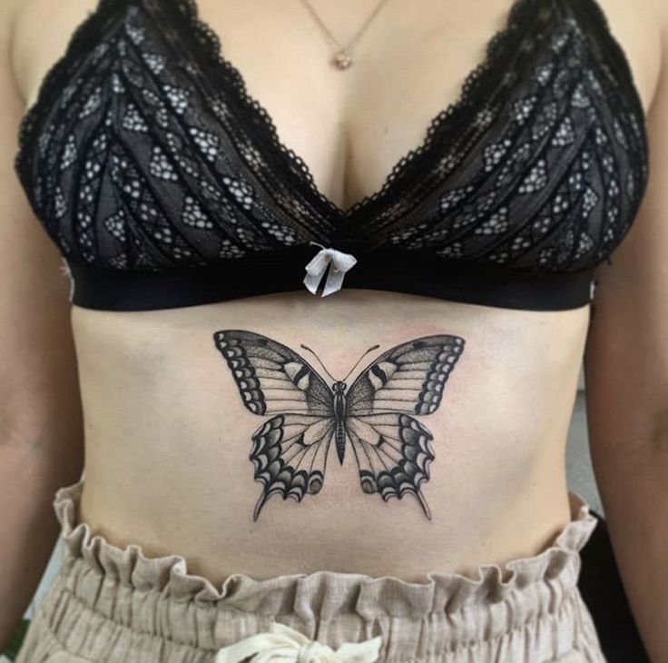 37 Brilliant Belly Tattoo Pics