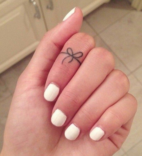 40 Amazing Finger Tattoo For Women You Ll Love Ecstasycoffee