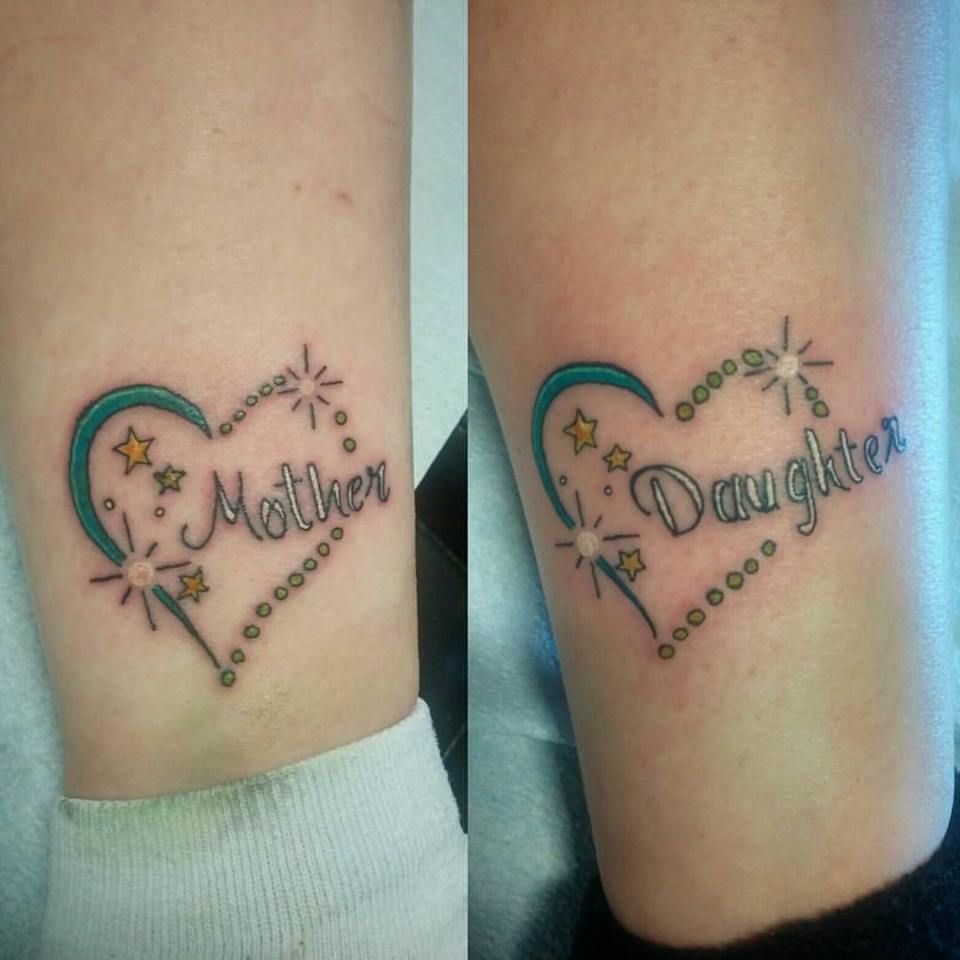 40 Amazing Mother Daughter Tattoos Ideas To Show Your Lovely Bonding