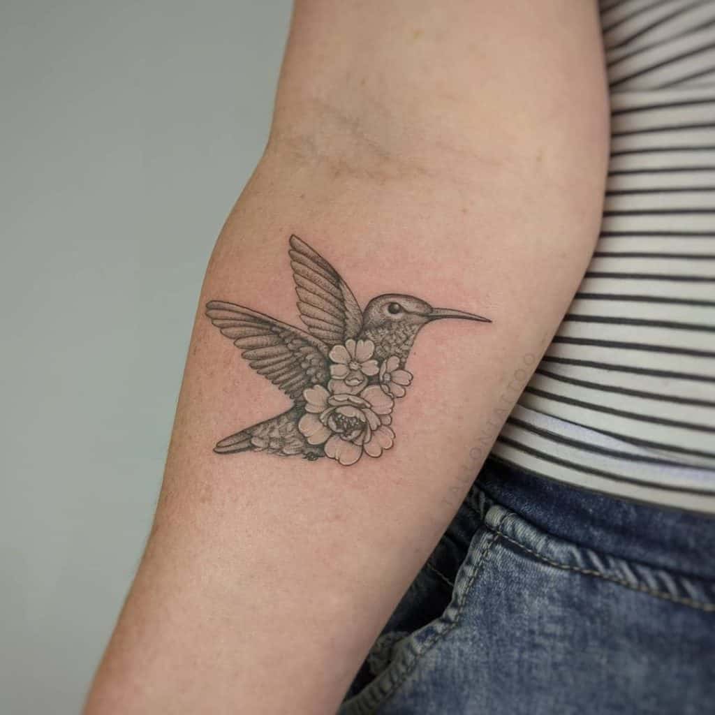 50 Beautiful Hummingbird Tattoo Ideas For Men Women In 2023