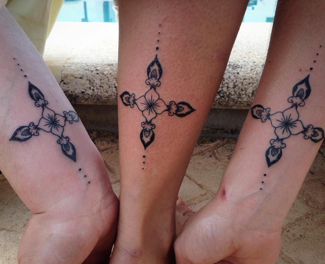 50 Unique Small Cross Tattoo Designs Simple And Lovely Yet Meaningful