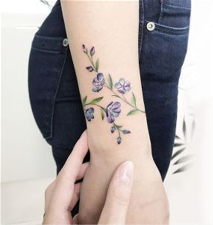 50 Wrist Strap Bedeutungsvolle Blumen Tattoo Designs Sie M Chten