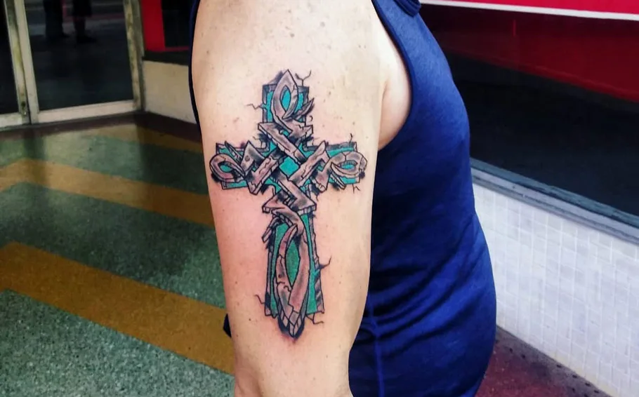 55 Classic Celtic Cross Tattoo Ideas To Look Ageless