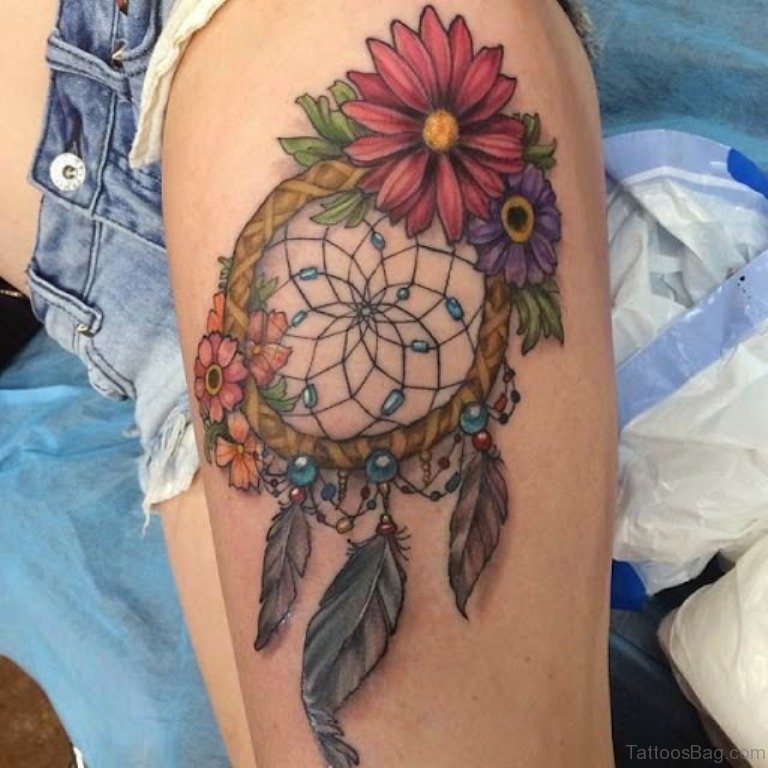 78 Graceful Dreamcatcher Tattoos On Thigh