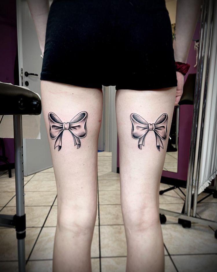 Aggregate More Than 69 Bow Tattoos On Back Of Legs In Eteachers