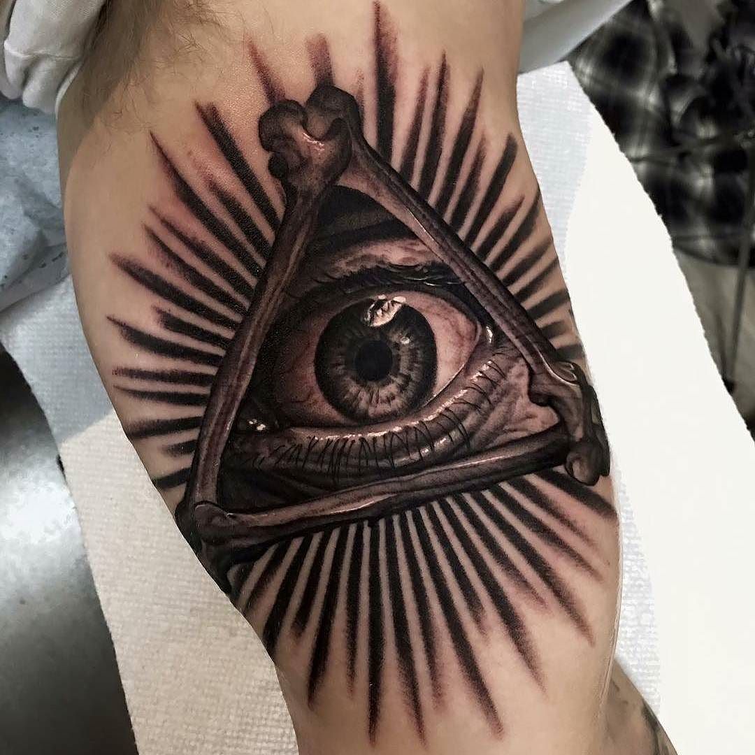 All Seeing Eye Tattoo By Jakerosstattoos At Everlast Tattoo Co In