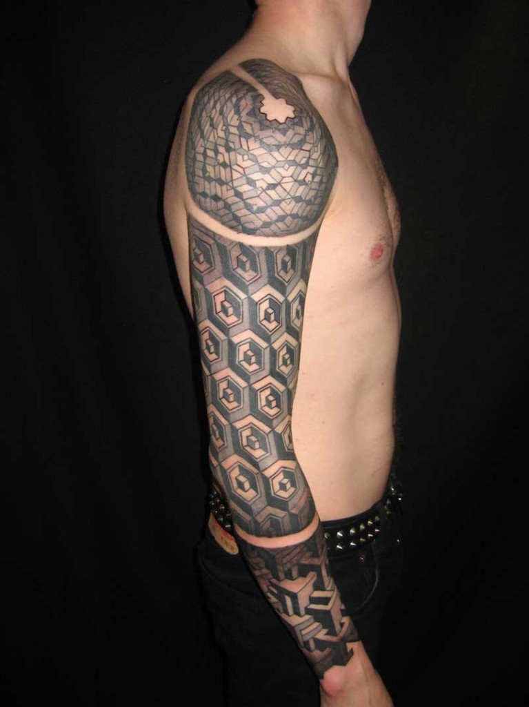 5 Stunning Tribal Sleeve Tattoo Designs for Arms