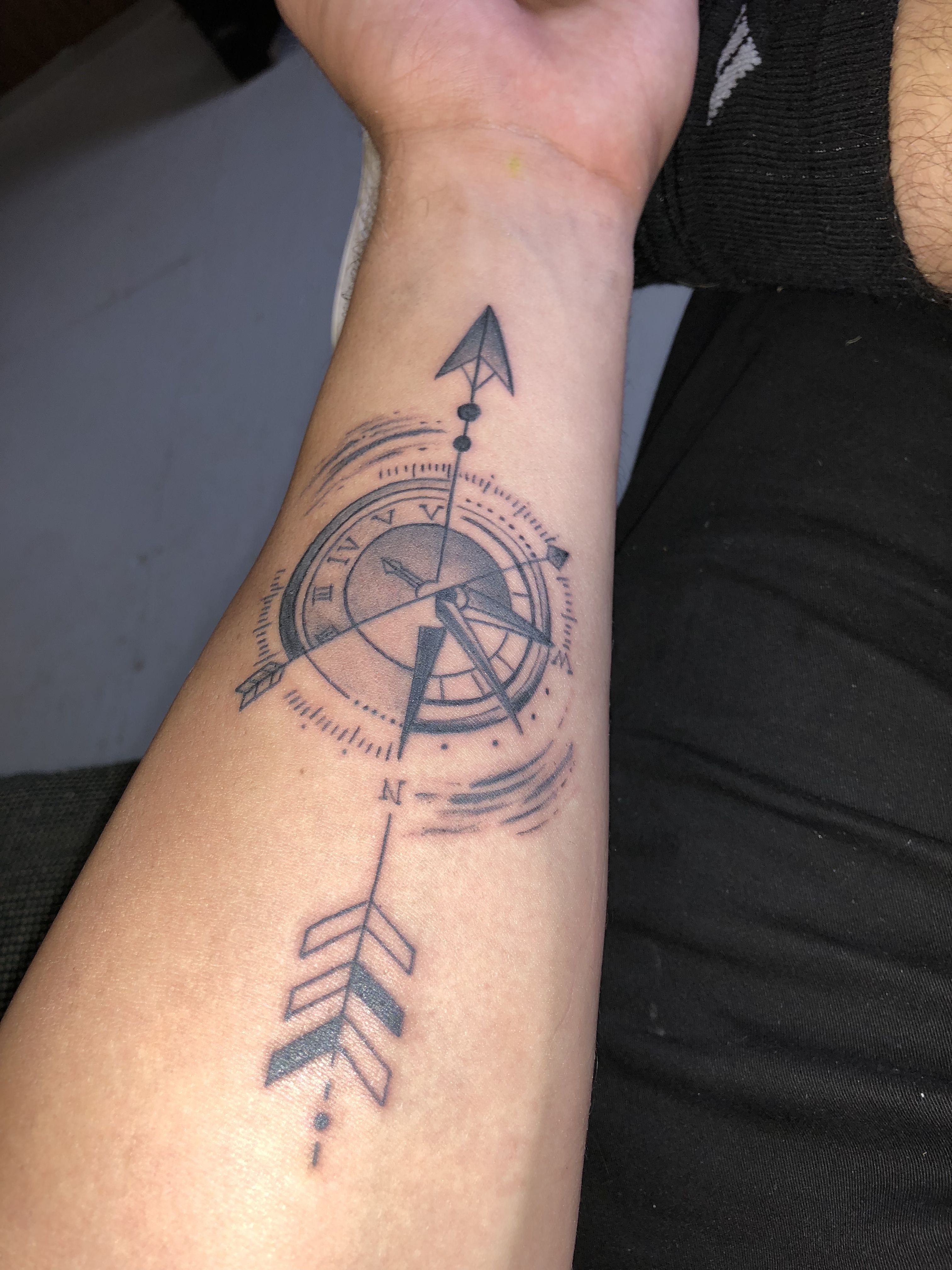 Arrow Compass Clock Tattoo Compass Tattoo Tattoos Clock Tattoo