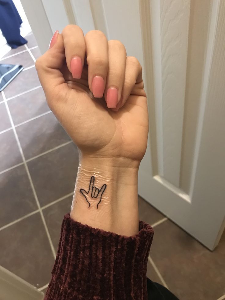 5 Tips for Your ASL I Love You Tattoo