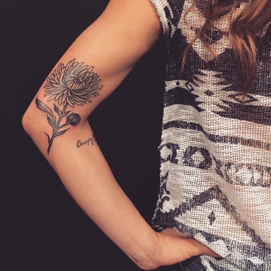 Beautiful Aster Flower Tattoo Ideas And Their Meaning