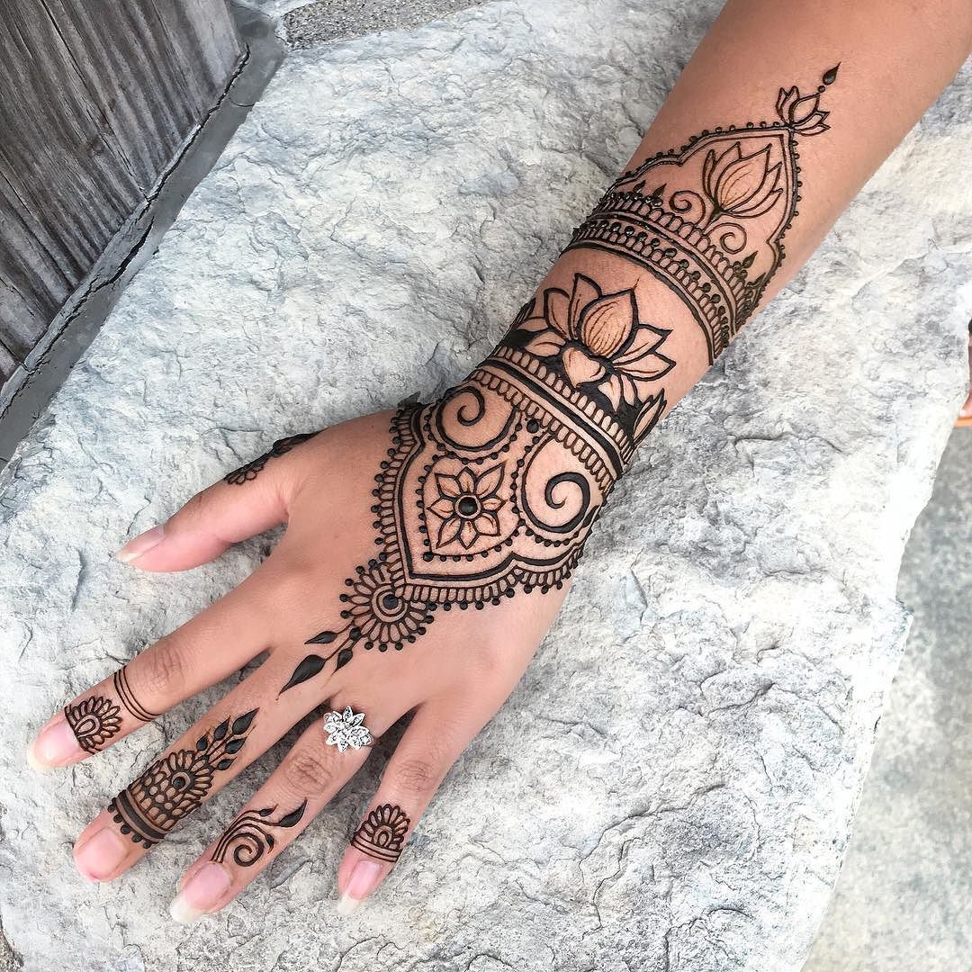 Bellahenna On Instagram Lotus Flower Hennacuff In 2020 Henna