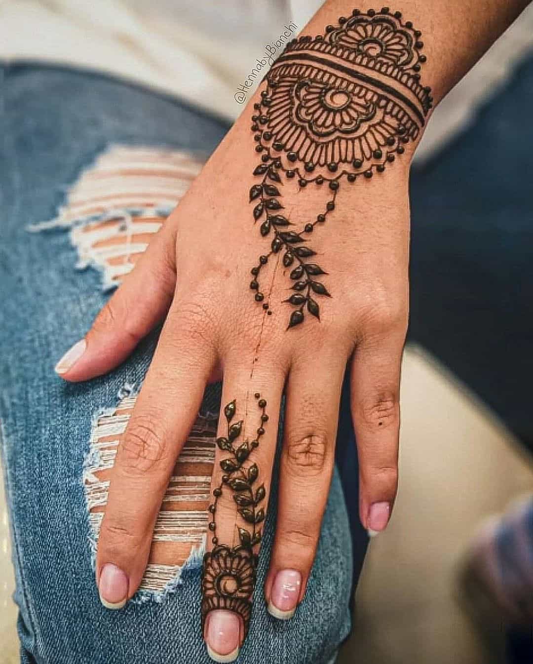 Best Henna Tattoos Near Me April 2019 Find Nearby Henna Tattoos