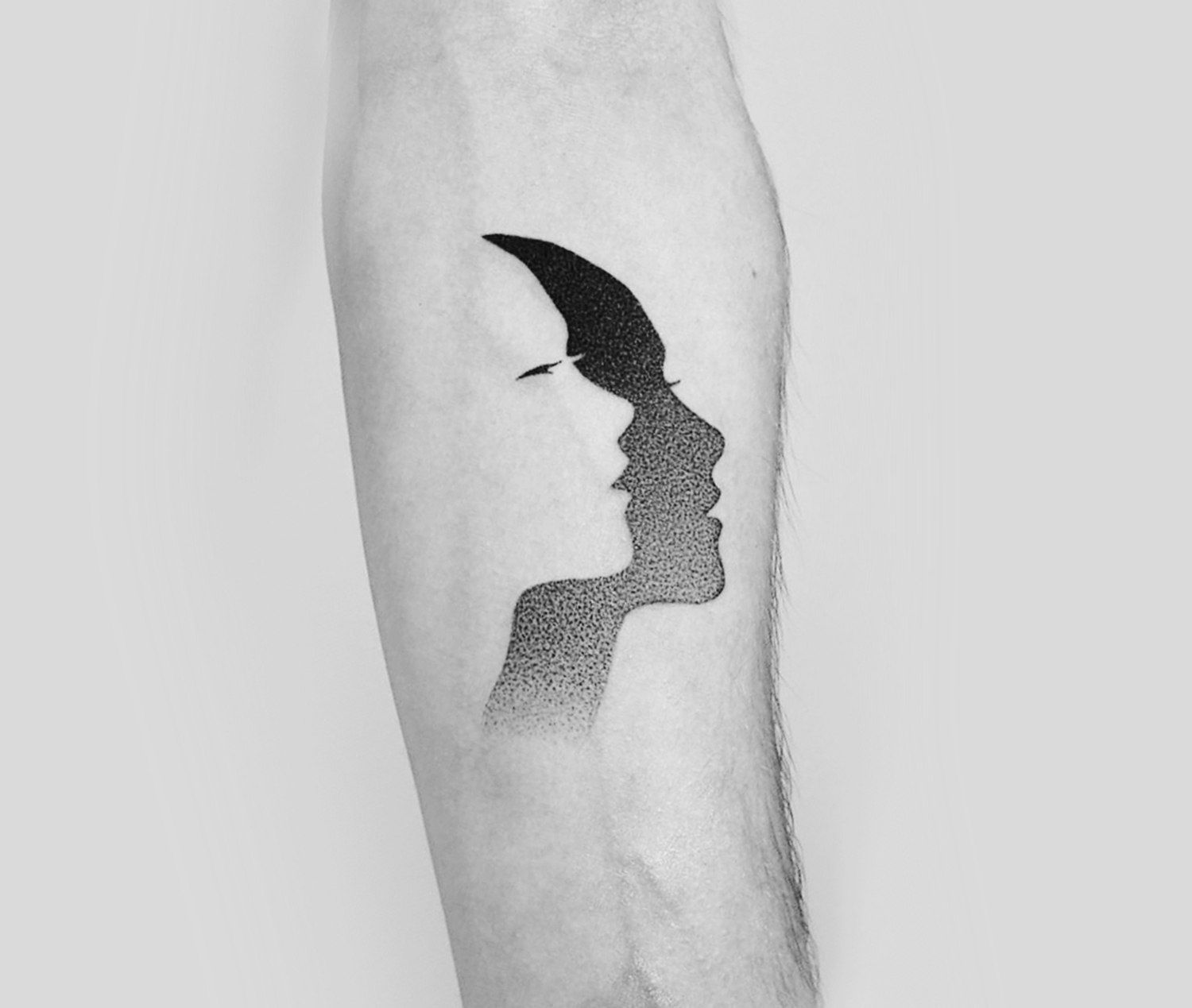 Between The Lines 10 Tattoo Artists Working In Negative Space Space