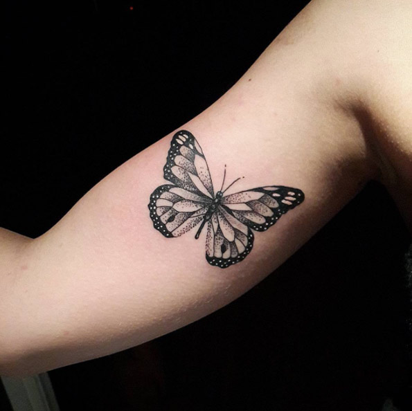 7 Stunning Black and Gray Butterfly Tattoo Ideas