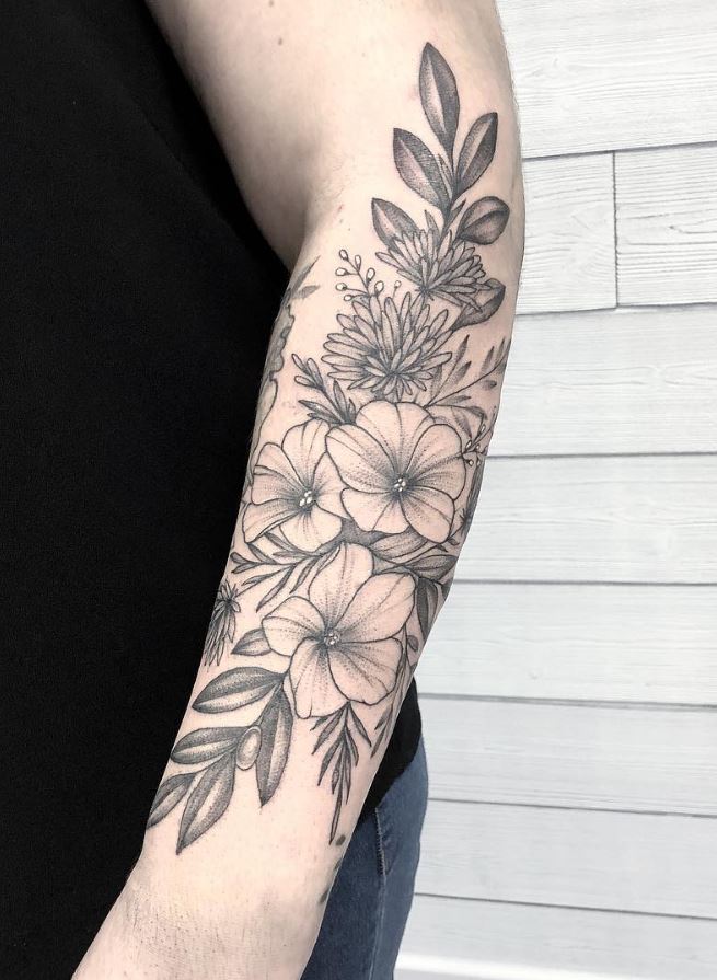 Elegant Black and Gray Flower Tattoo Designs Unveiled