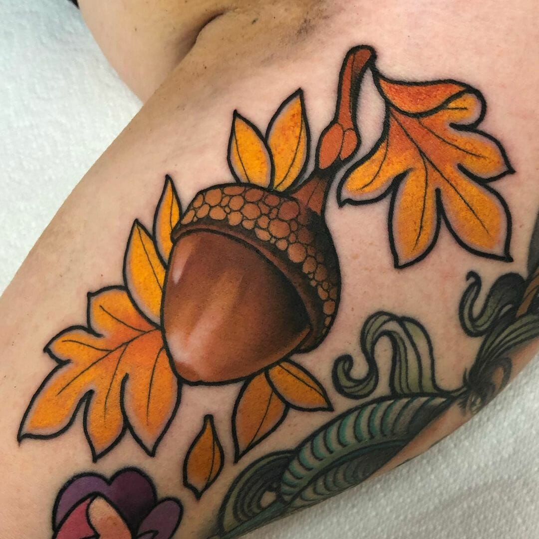 5 Stunning Blackwork Acorn Tattoo Ideas