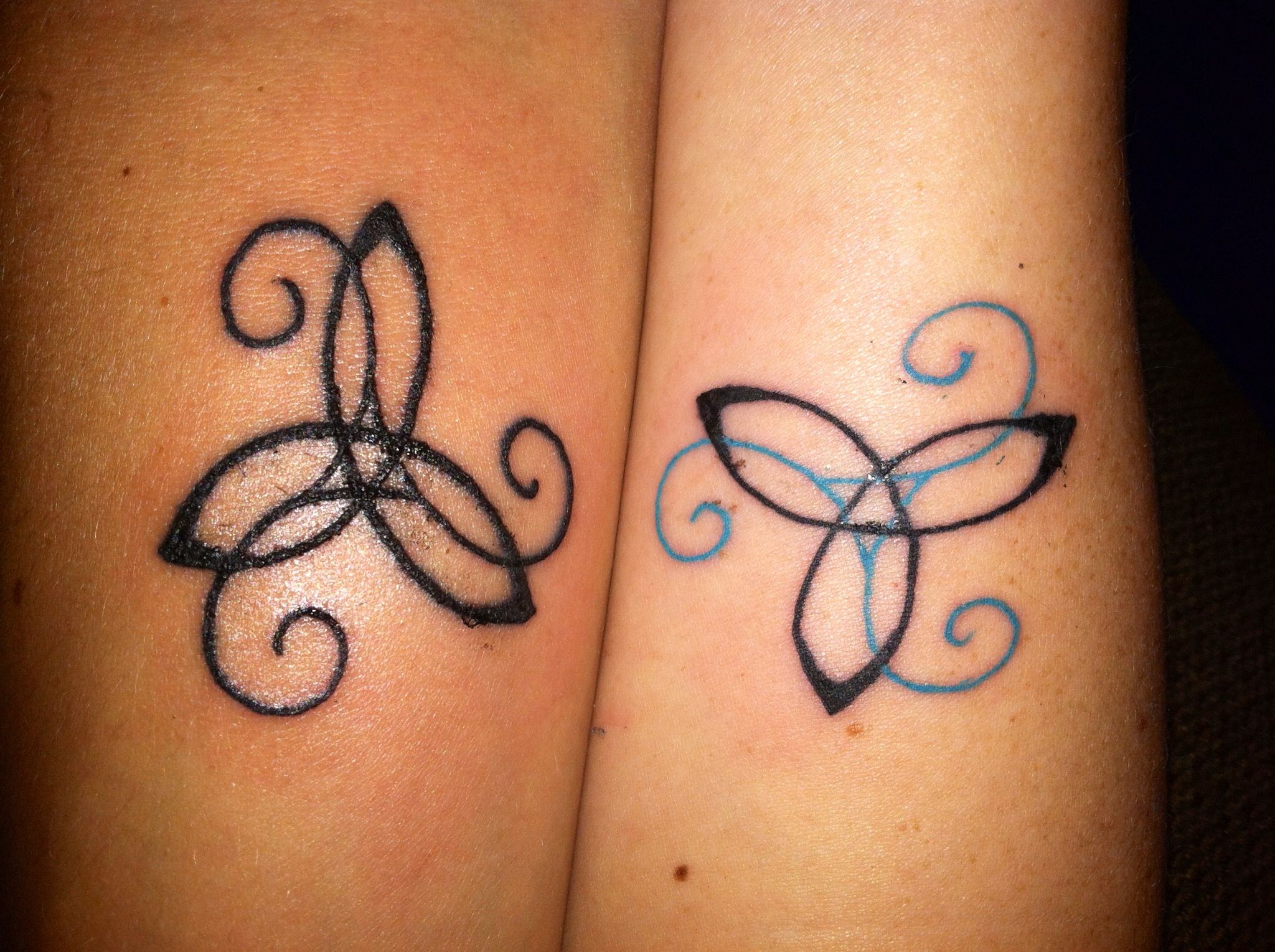 Celtic Knot For Sister Matching With My Sis Celtic Sister Tattoo Celtic Knot Sister Tattoos