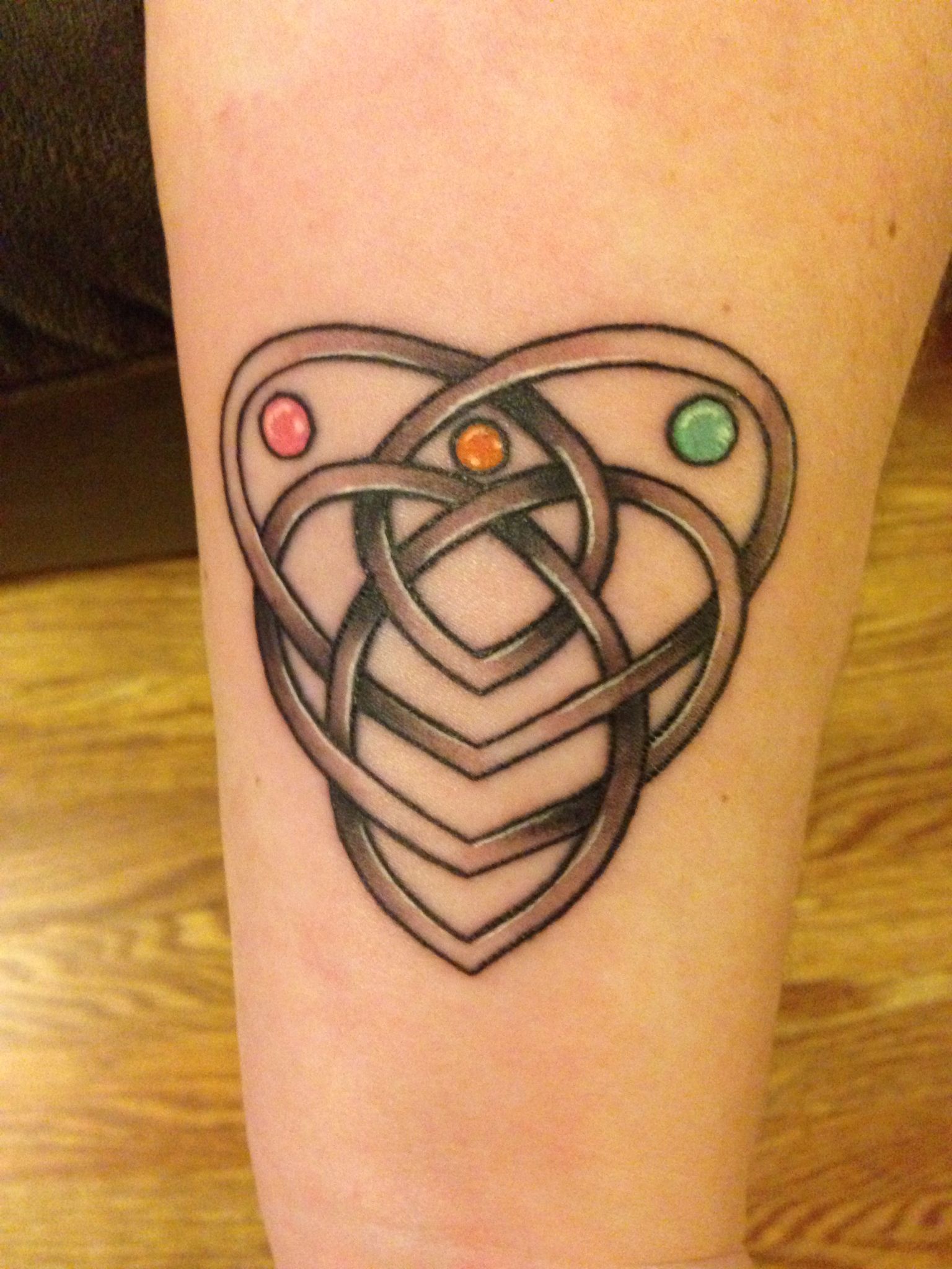 5 Stunning Celtic Knot Motherhood Tattoo Ideas