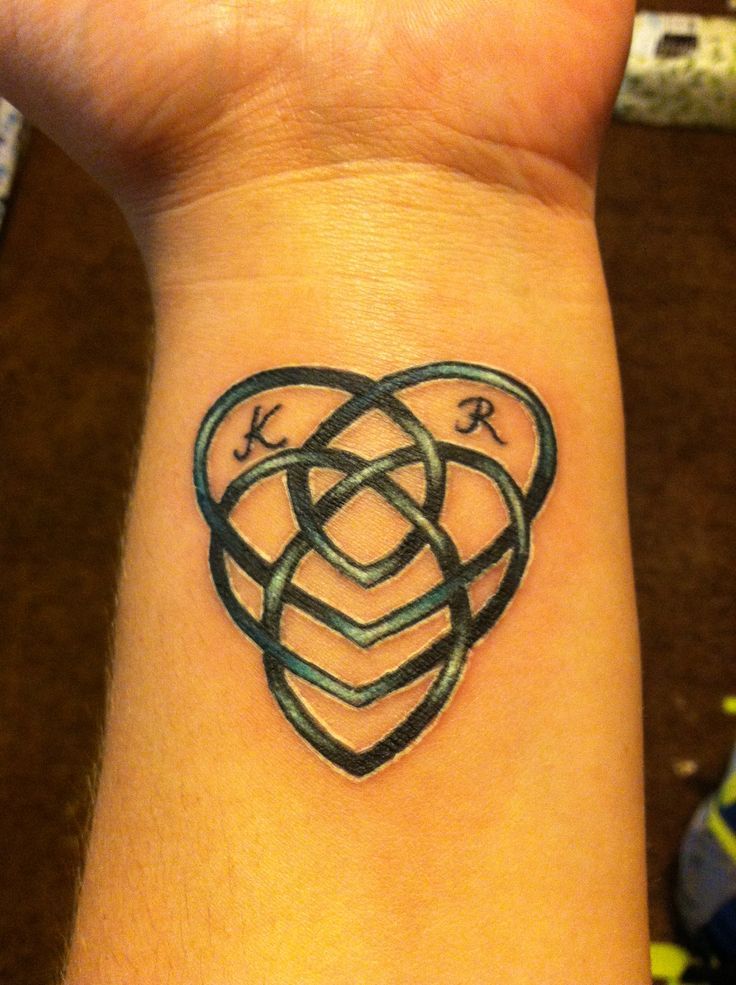 Celtic Motherhood Knot Love Of My Heart Irish Tattoos Celtic Knot