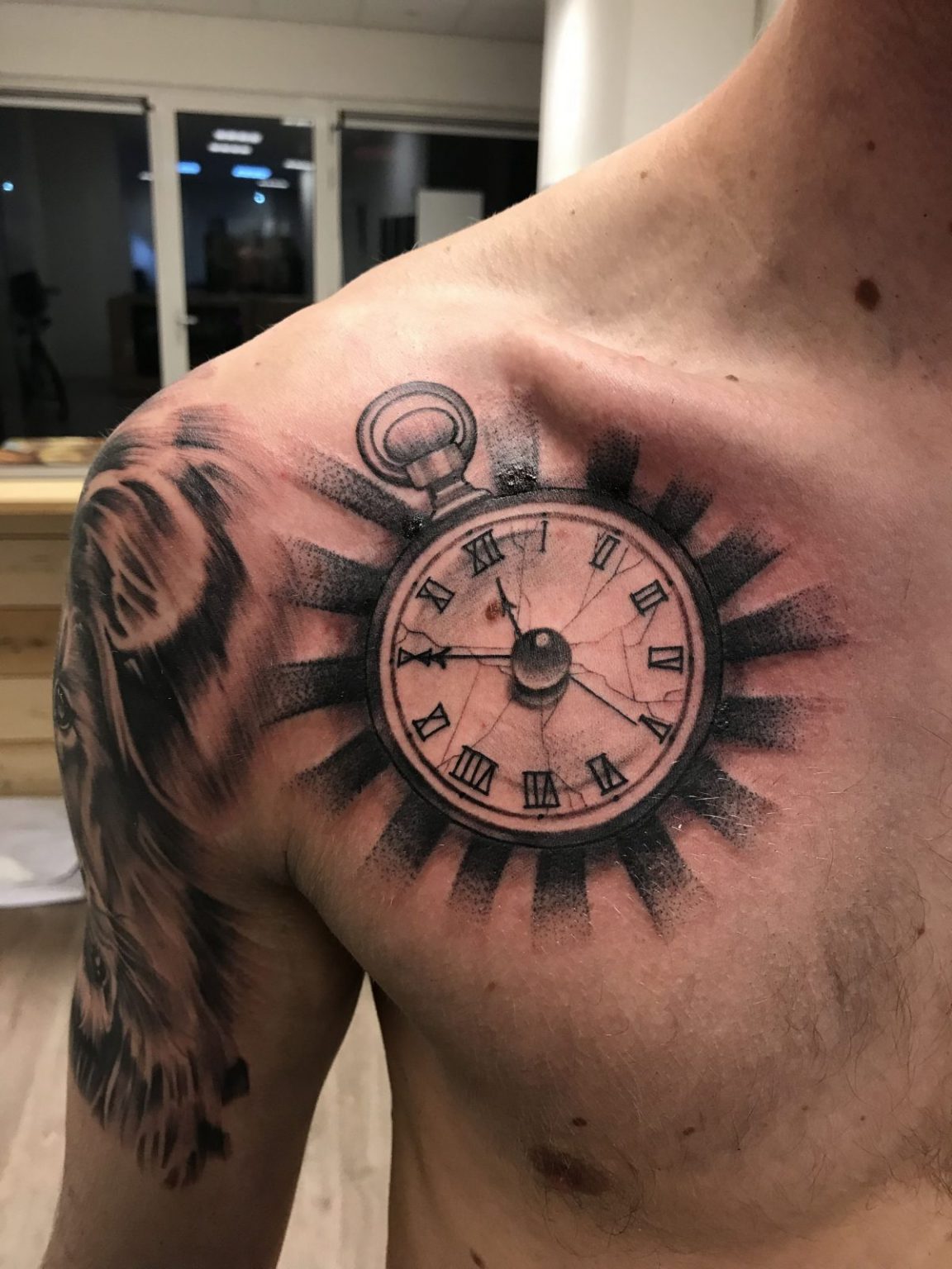 5 Stylish Clock Tattoos Every Guy Should Consider