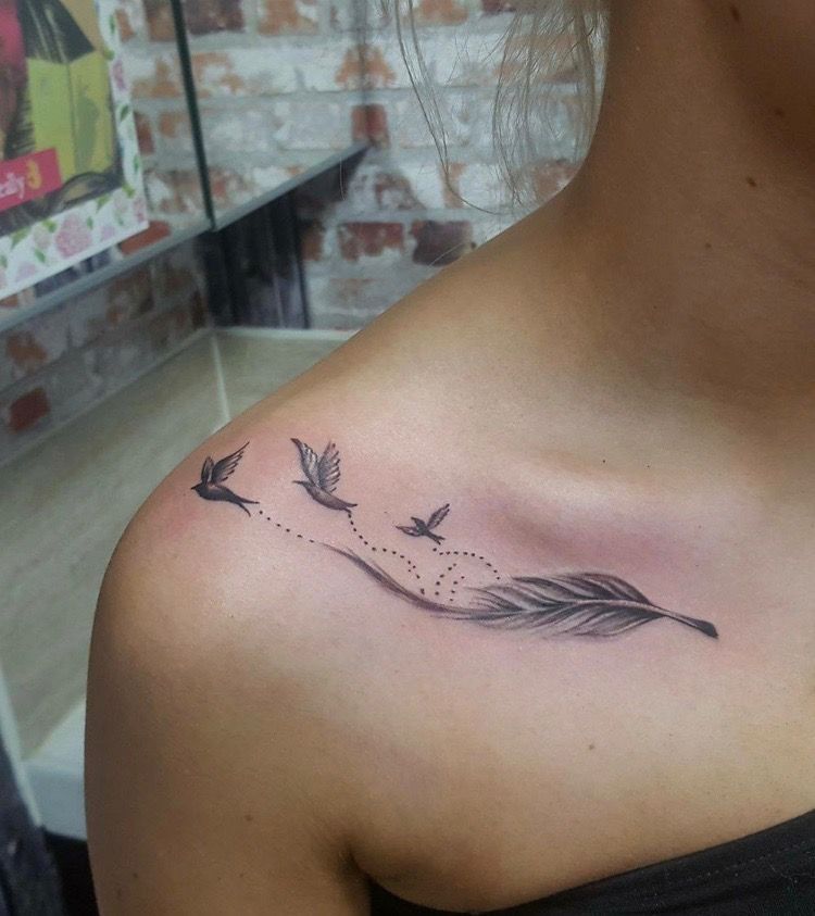 Collar Bone Tattoo Ideas For Women