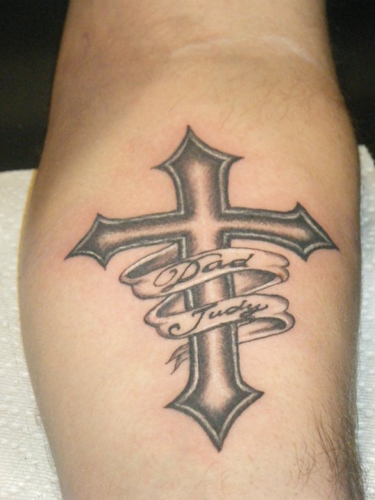 Cross and Name Tattoos: Meaningful Ink Ideas