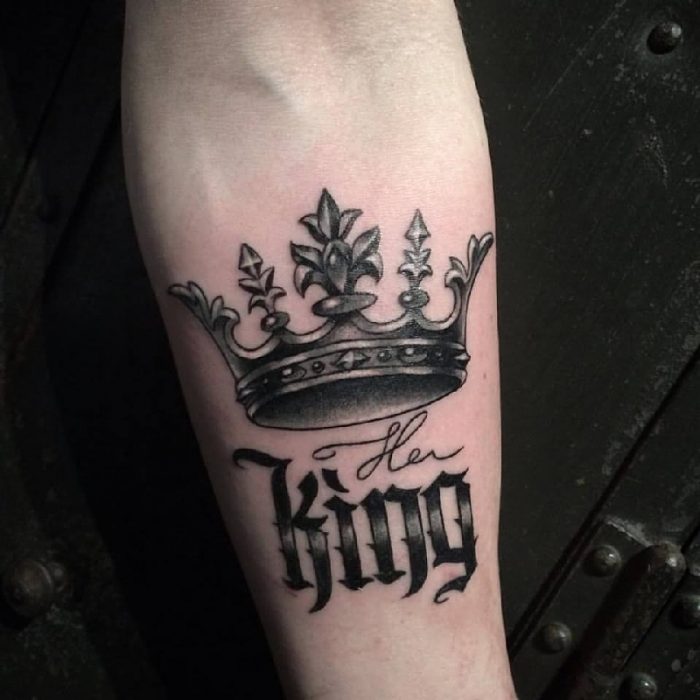 Majestic Crown Tattoos: Perfect for Every Guy