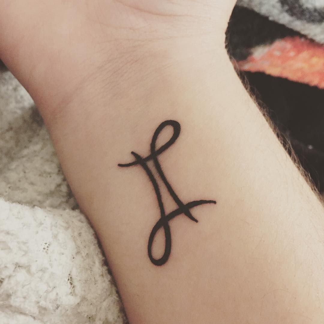 Adorable Gemini Sign Tattoo Ideas You'll Love