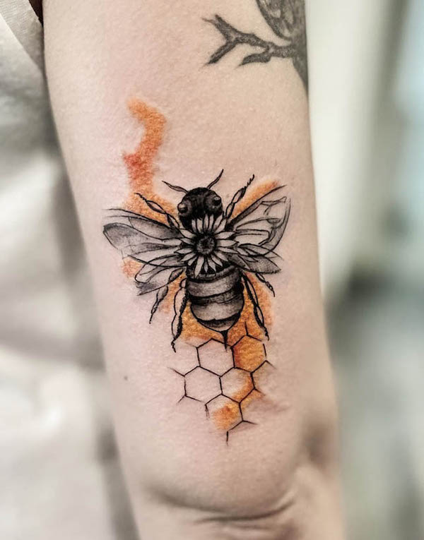 Discover 77 Honeycomb Bee Tattoo Best In Coedo Com Vn