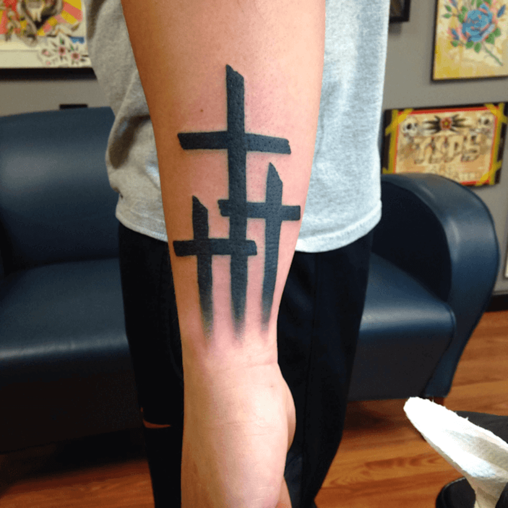 Exploring The Varied Meanings Of 3 Cross Tattoos Theorganicvibes Medium