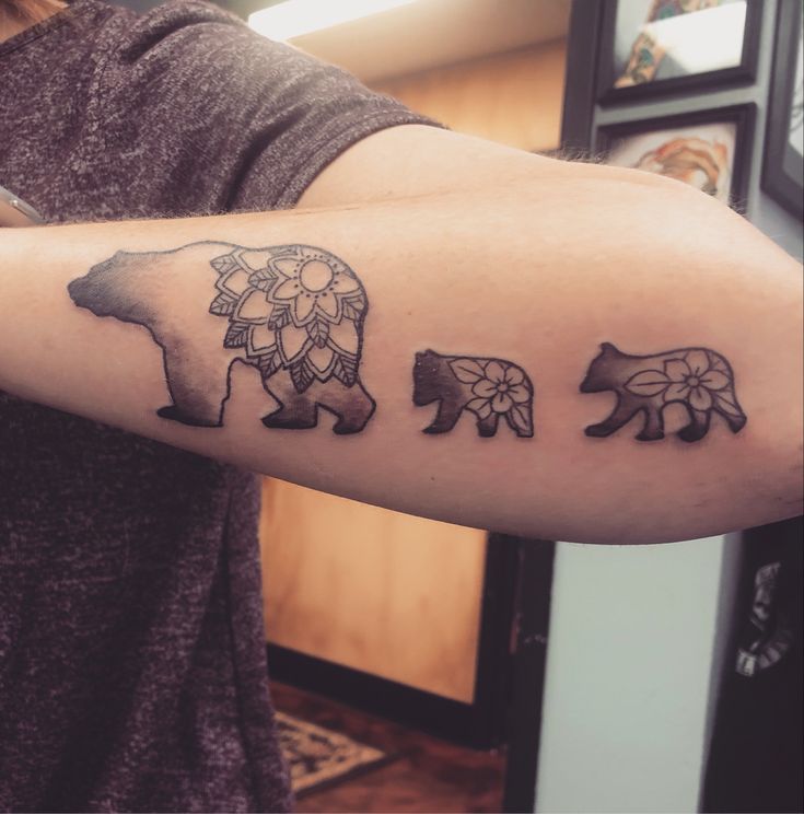 Feminine Mama Bear Tattoo Designs Symbolize Love And Strength