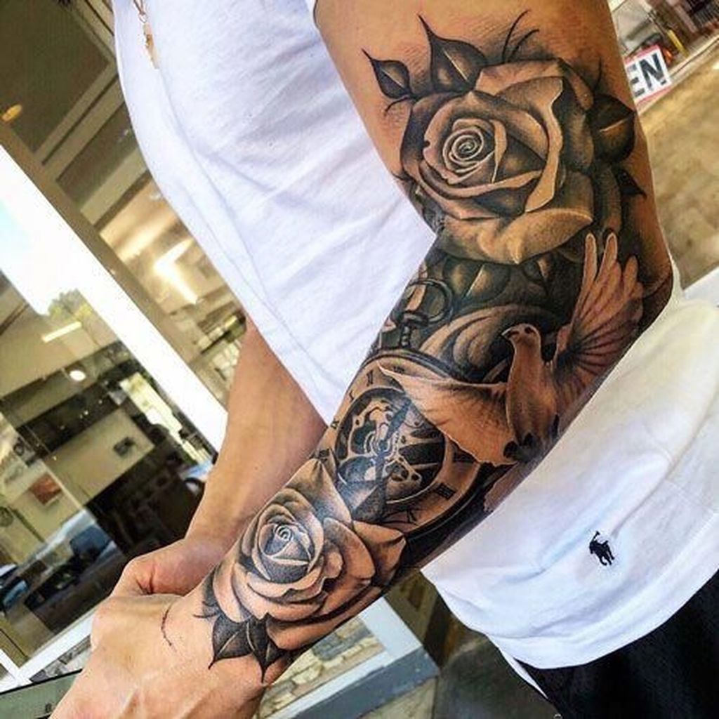 7 Must-See Floral Sleeve Tattoo Designs for Guys