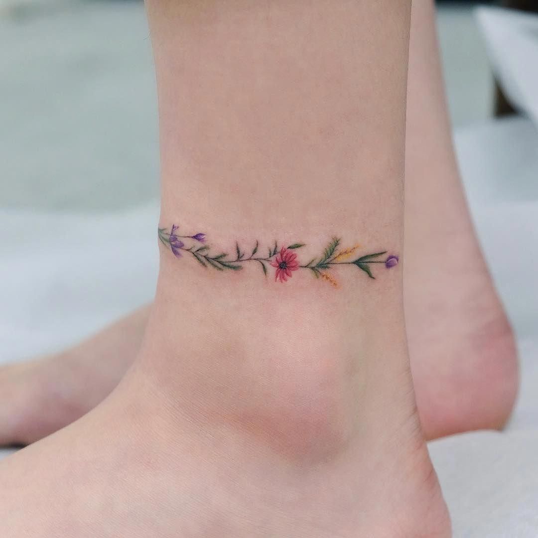 Flower Tattoo Design Flowertattoodesign Anklet Tattoos Tattoos