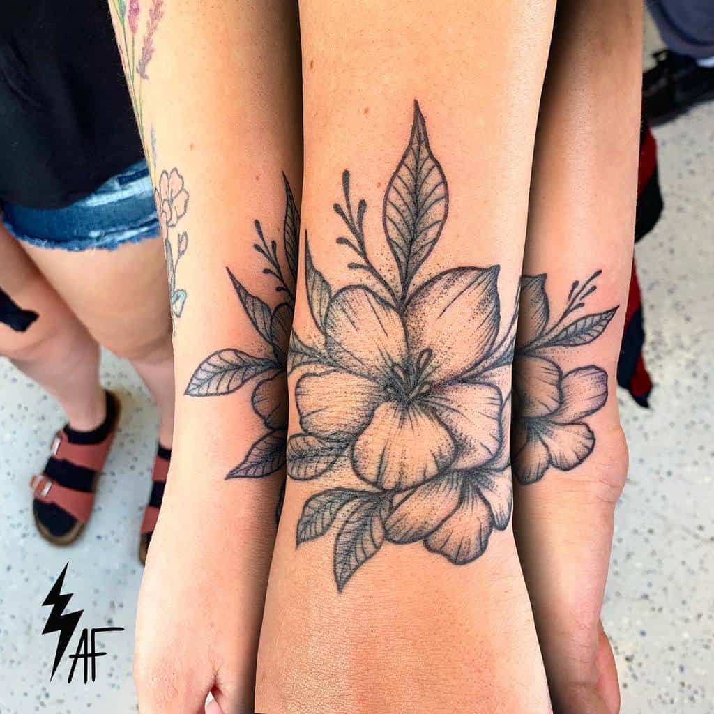 Flower Tattoo on Wrist: Elegant Design Ideas