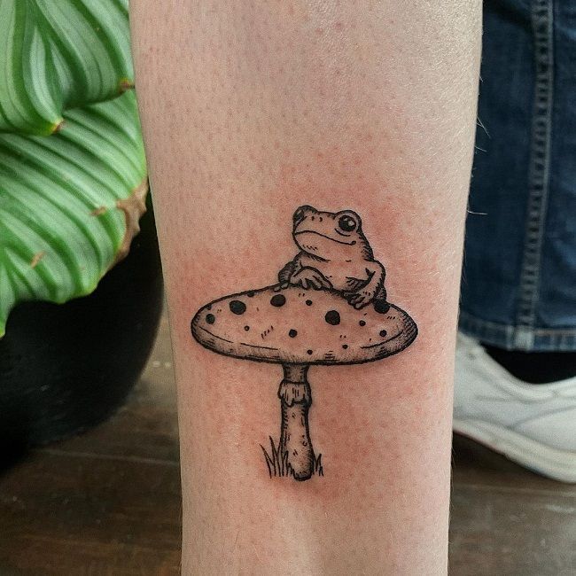 7 Captivating Frog on Mushroom Tattoo Designs