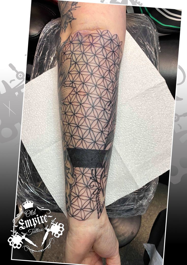 Geometric Black And Gray Fine Line Tattoo Gap Filler Gap Filler