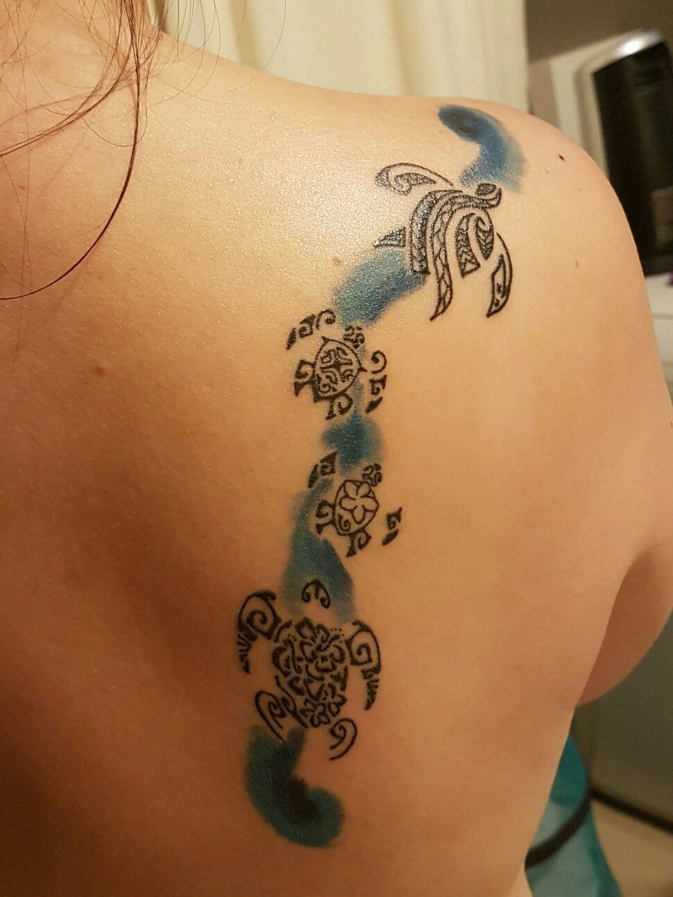 Hawaiian Sea Turtle Tattoo Mom With Babies Turtle Tattoo Designs