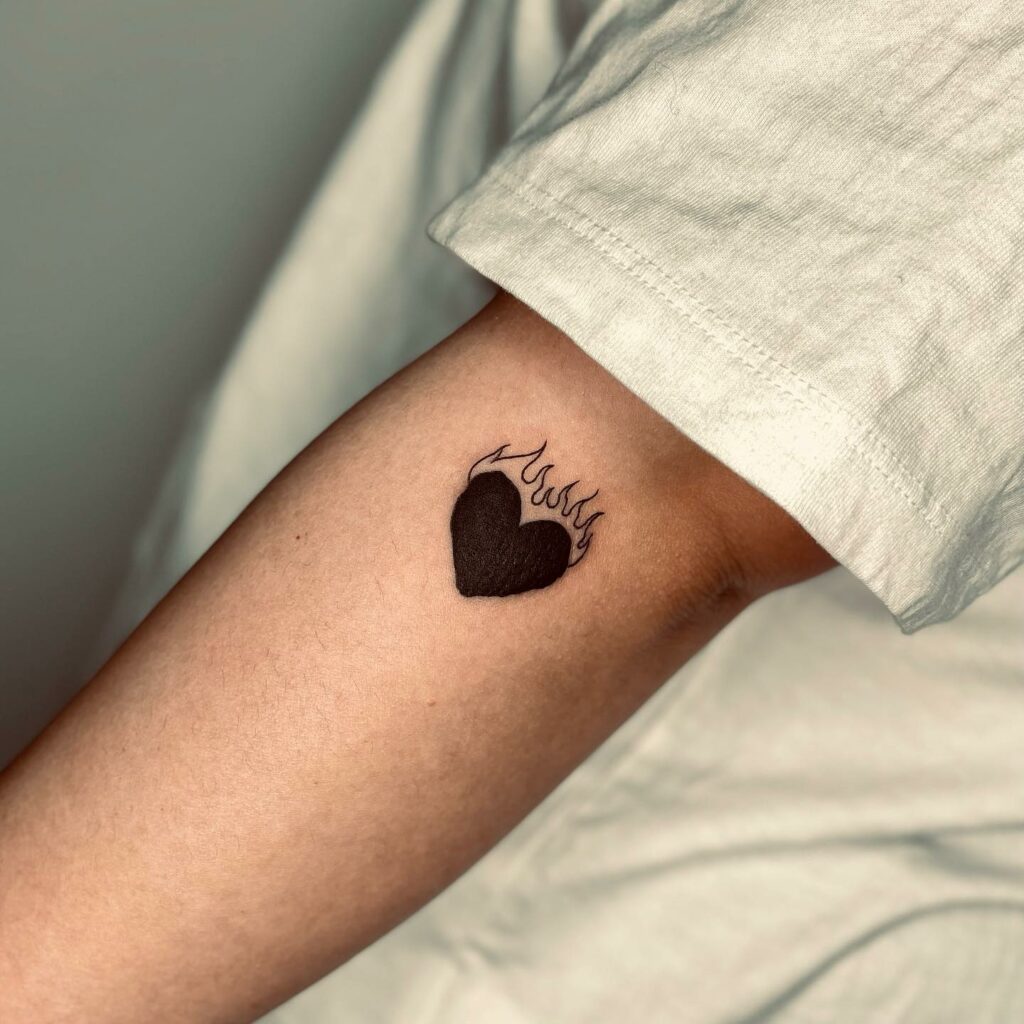 5 Stunning Heart With Flames Tattoo Ideas