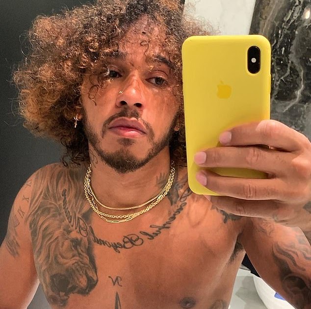 Hei 40 Grunner Til Lewis Hamilton Hand Tattoo Star Foto Van Tattoo